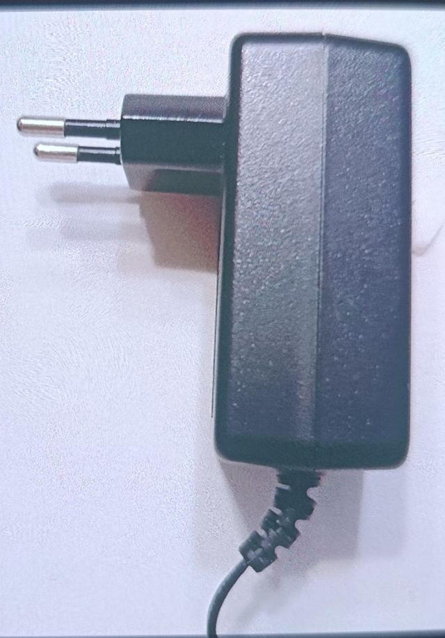 Adaptador Cargador SunFone 12V 2A