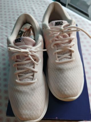 Deportivas Nike Rosas