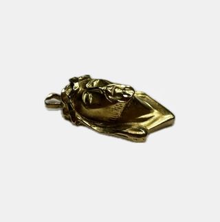Colgante de cabeza Cristo en relieve de oro amarillo 18K