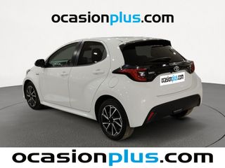 Toyota Yaris 120H Business Plus 85 kW (116 CV)
