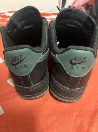Nike Air Force 1 Negras
