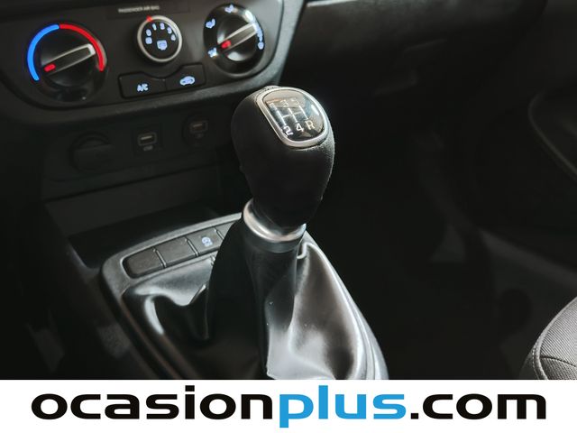 Hyundai i10 1.0 Essence 49 kW (67 CV)