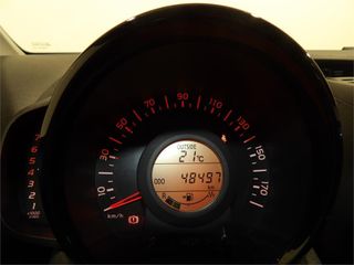 TOYOTA Aygo 1.0 70 x-play