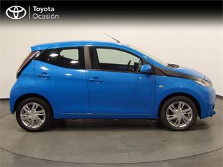 TOYOTA Aygo 1.0 70 x-play