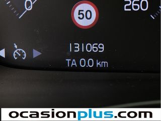 Volvo XC40 T3 Momentum 115 kW (156 CV)