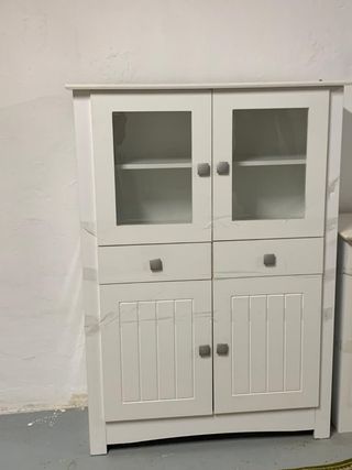Muebles de salón blancos