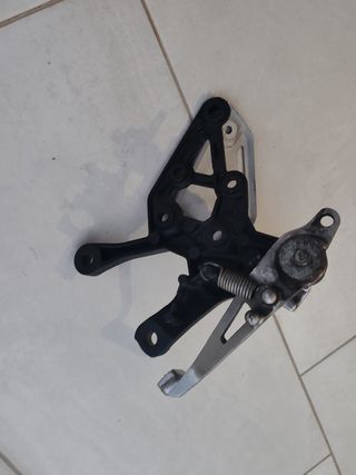 Supporto Pedana Kawasaki Z900 oroginale