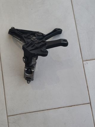 Supporto Pedana Kawasaki Z900 Originale