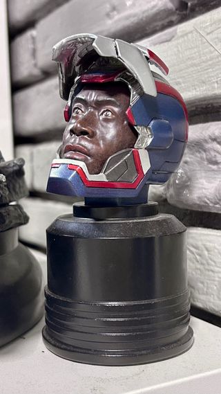 Iron Man Premium Format