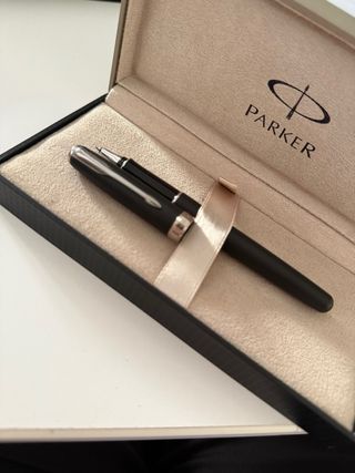 Bolígrafo Parker Negro con Caja Original