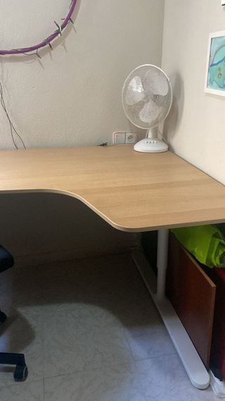 Escritorio esquinero grande