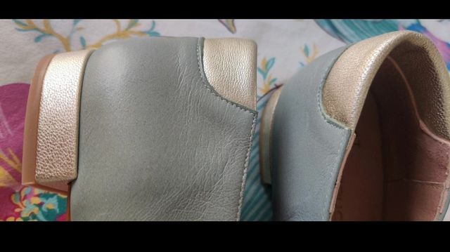 Zapatos planos Latouche oro y verde azulado