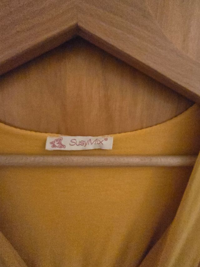 Abbigliamento giallo