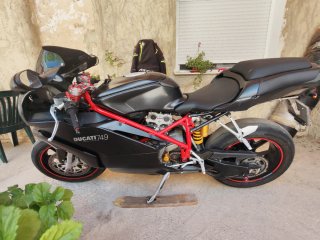 Ducati 749 biposto