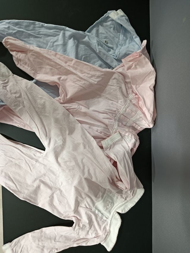 Lote 3 pijamas bebé 12/18 meses