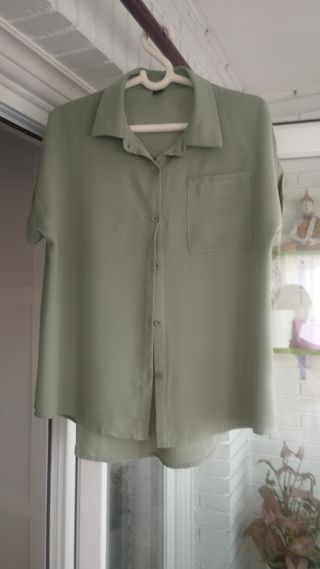 Camisa Menta Súper Cómoda