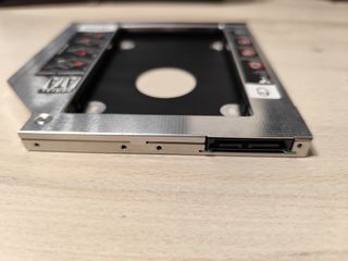 Bandeja HDD SATA 9.5mm para portátil