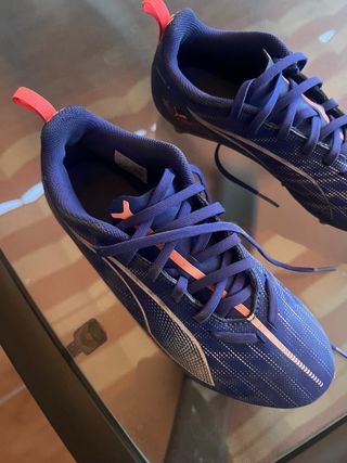 Botas de fútbol Puma talla 35,5