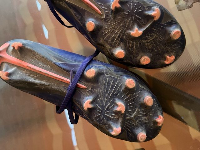 Botas de fútbol Puma talla 35,5