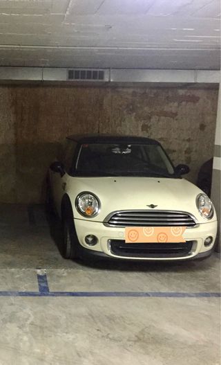 Piso en venta con terraza en Rubí
