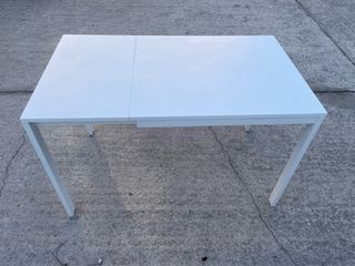 Mesa de cocina blanca extensible