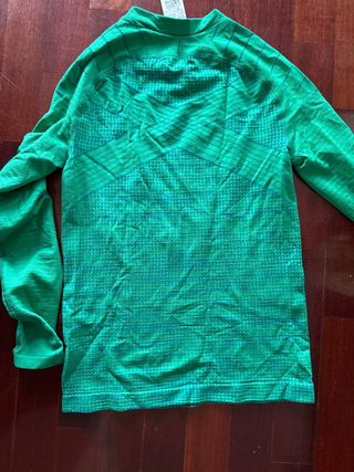 Camiseta deportiva verde Decathlon niño