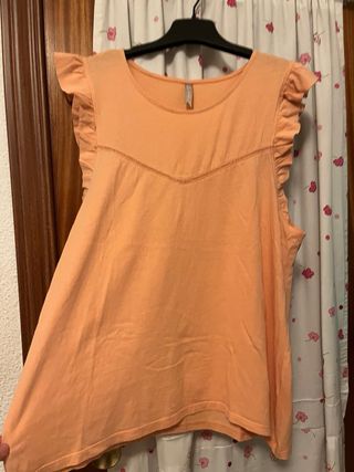 Camiseta naranja mujer con volantes
