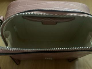 Bolso piel serpiente rosa