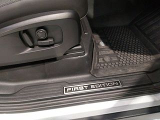 Land-Rover Defender 3.0 D250 First Edition 110 Auto 4WD MHEV