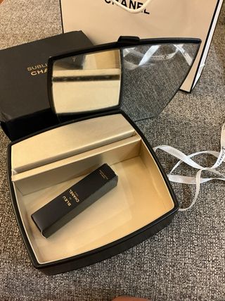 Custodia Chanel Pelle Nera con Specchio