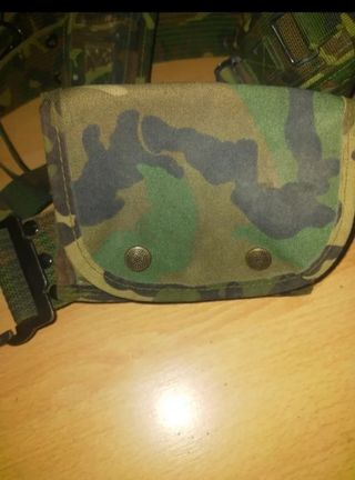 Cinturón con trinchas camuflaje