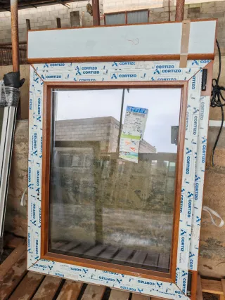 3 Ventana PVC imitación madera