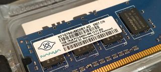 Módulo RAM Nanya 1GB DDR2
