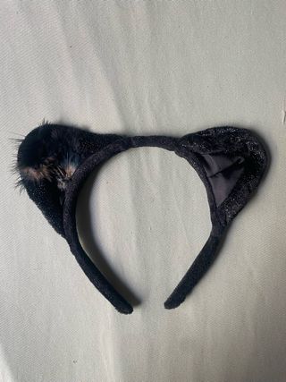 Diadema orejas gato negras con plumas