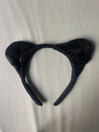 Diadema orejas gato negras con plumas