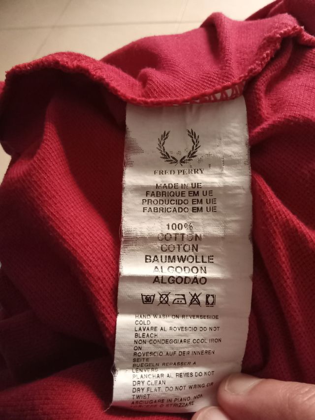 Polo Fred Perry Rojo. T.M
