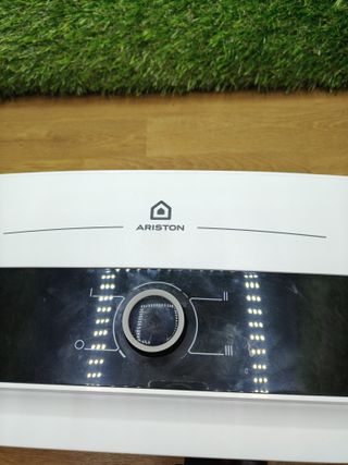 Termo eléctrico Ariston 