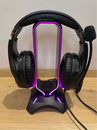Supporto RGB per cuffie gaming Trust