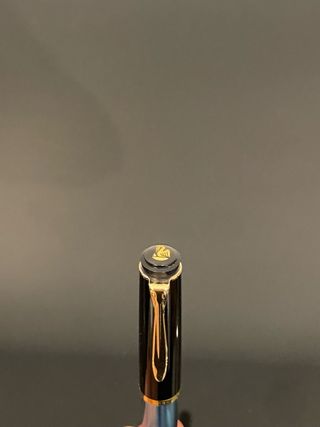 Pluma Pelikan M200 Oro y Mármol Verde 