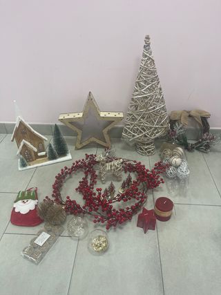 Decoración Navideña: Estrella, Árbol y Más