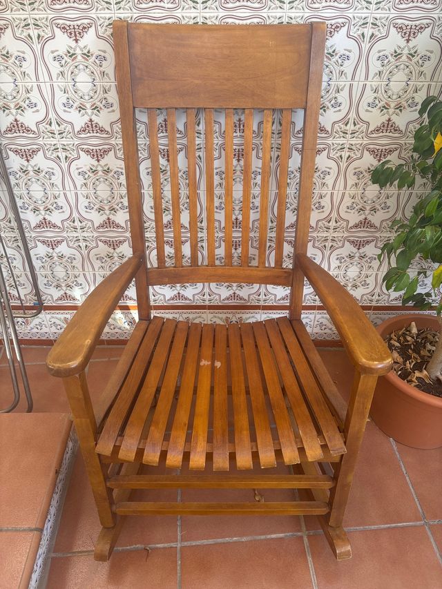 Sillón Balancín de Madera