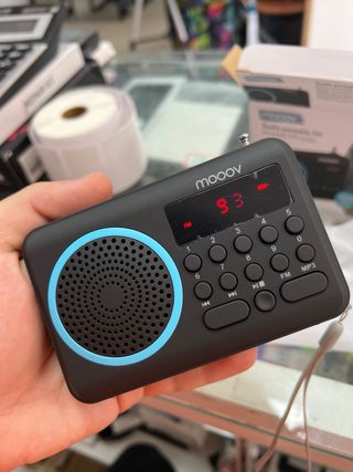 Radio Portátil Metronic FM USB Micro SD