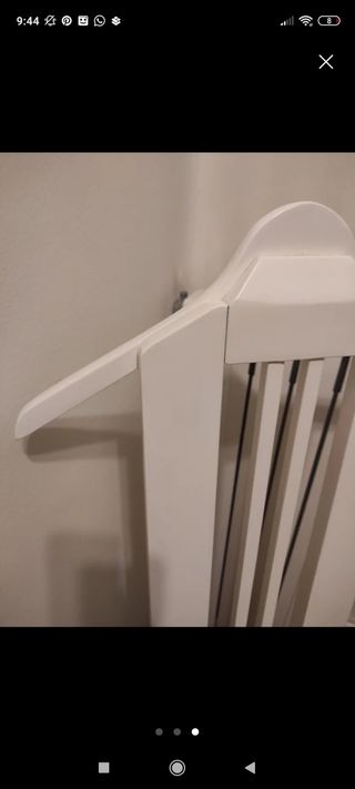 Silla perchero vestidor madera y tela