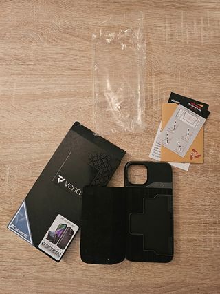 Custodia a portafoglio Vena vCommute per iPhone 14 Space Grey