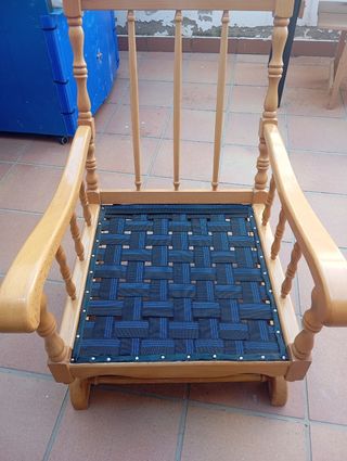 UN MANITAS PARA TUS MUEBLES.