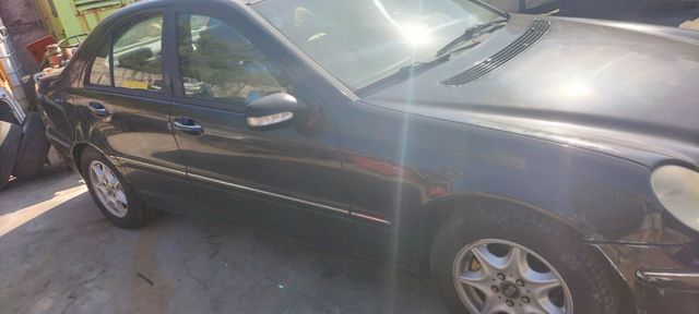 Mercedes-Benz Clase C 2001