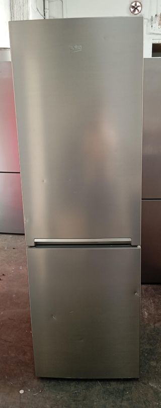 Nevera Beko 185cm 60cm Garantía