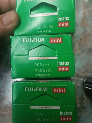 Cámara Fujifilm Instax Mini 90