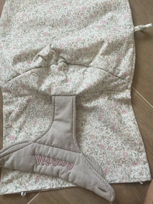 Funda Hamaca Baby Bjorn Bordada Aitana