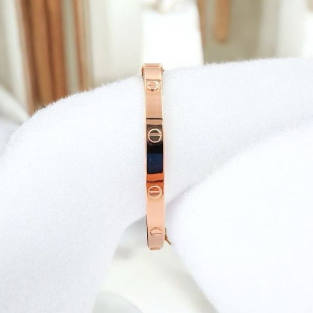 Pulsera tornillo hueca oro 18k